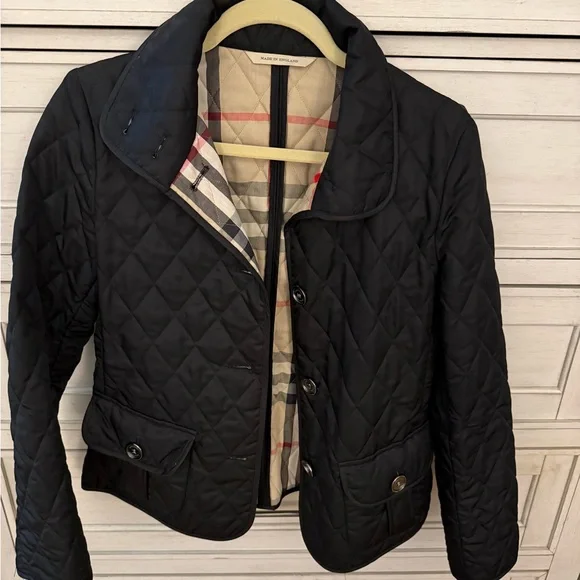 Burberry Black Quilted  Jacket - Picture 2 of 8